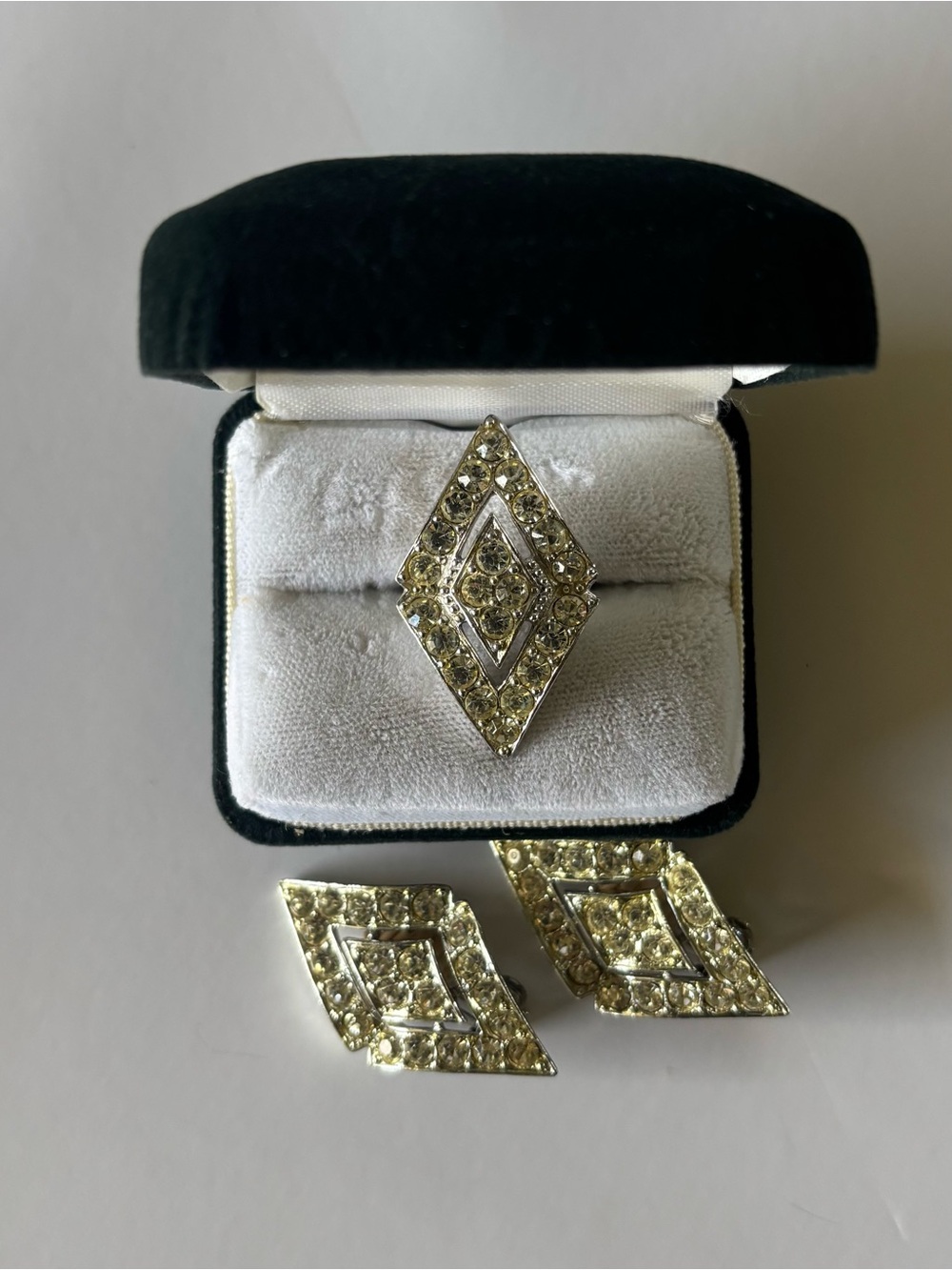 Vintage Sarah Coventry “Parisienne Nights” Rhinestone Jewelry Set Circa 1961